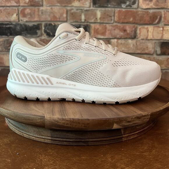 Brooks Ariel GTS 23 Supportive Cream Womens 8.5 2E Road Running Shoes Sneakers - Picture 9 of 16